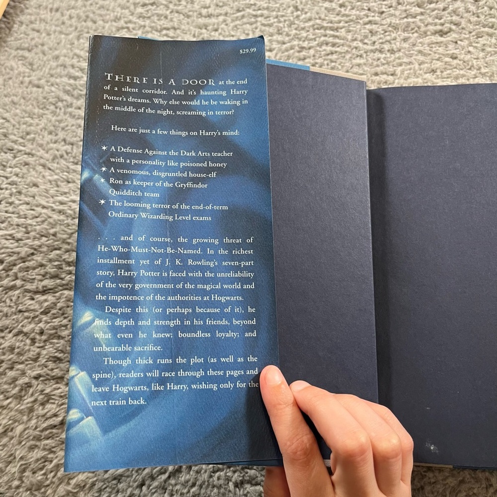Harry Potter and the Order of the Phoenix Book - Picture 8 of 10